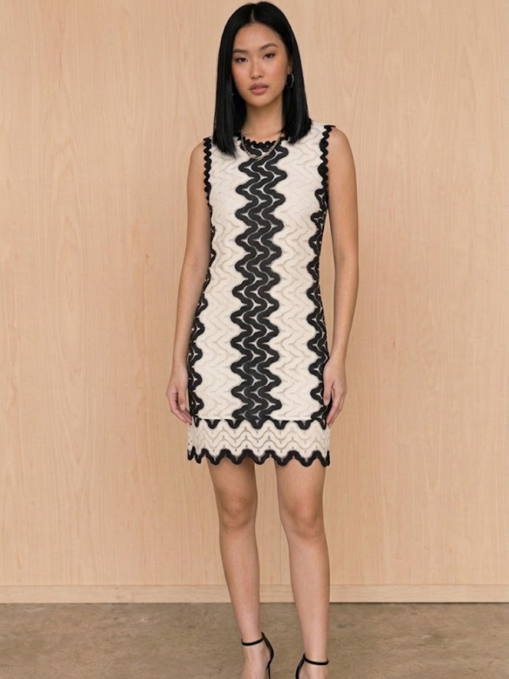 Kate Spade Sand Dune Lace Shift Dress Black White Size 0